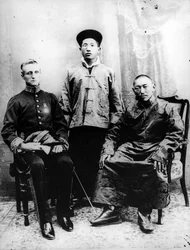13th Dalai Lama, Sir Charles Bell and Maharaj Kumar Sidkeong Trul-ku, 1910